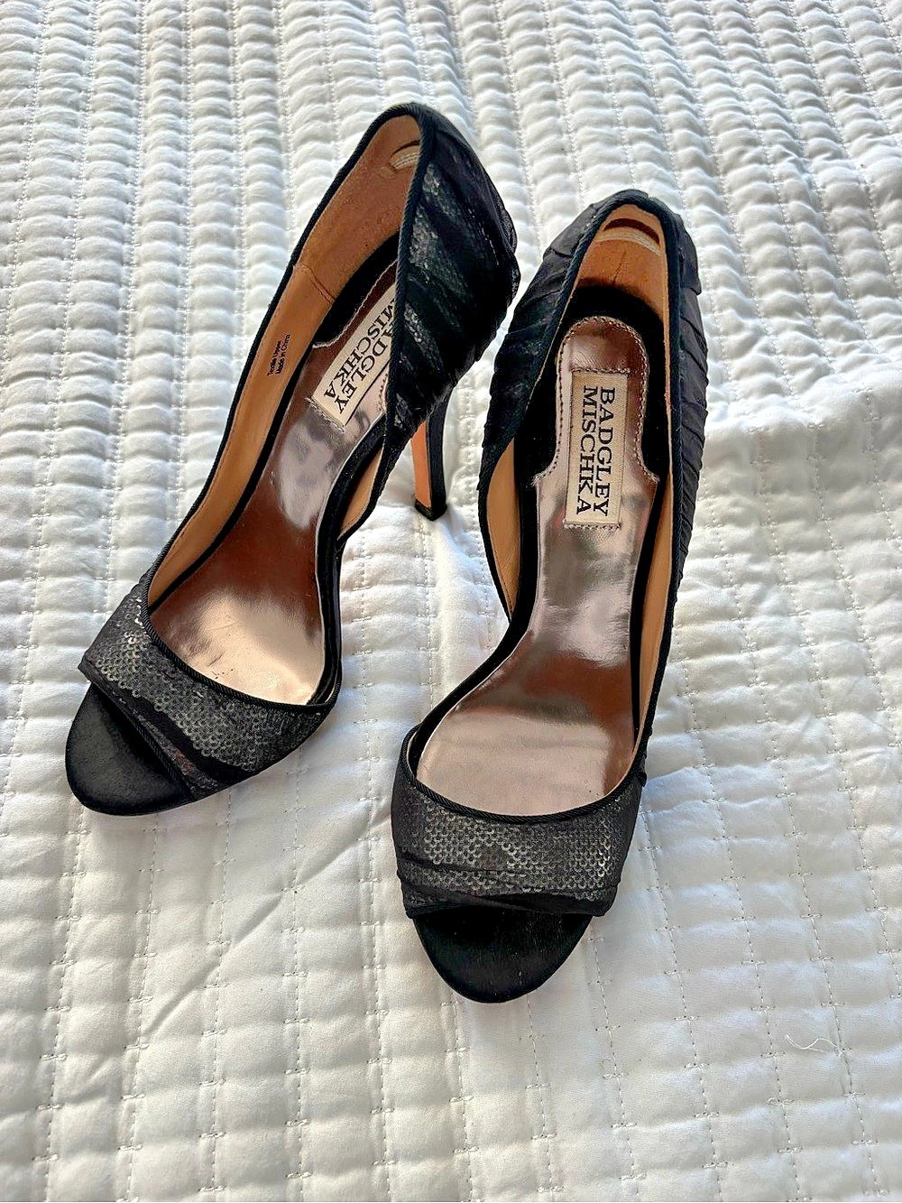 Badgley Mischka Black Peep Toe Heels